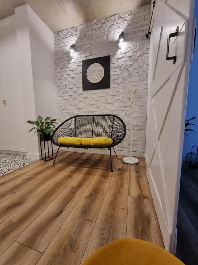 Apartament Wyspianski Санок Екстериор снимка